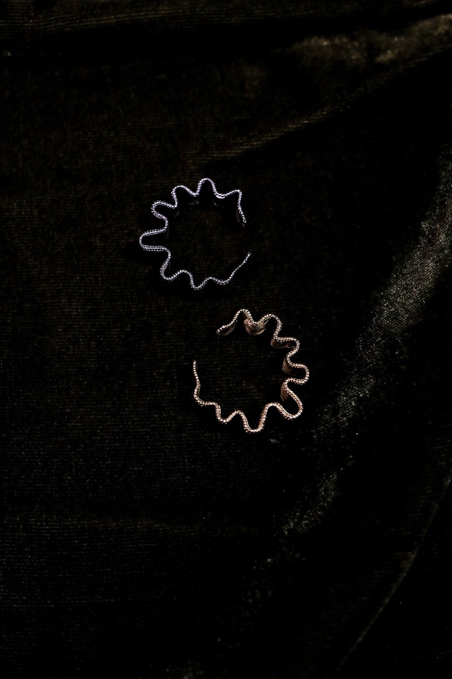 THE BRUSHED BUD RING