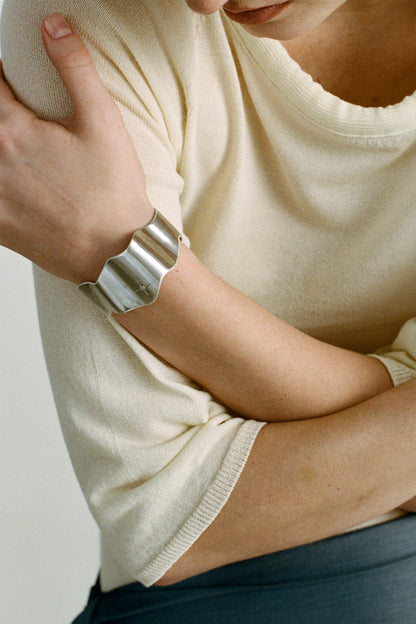 THE BRUSHED DIAMOND BRACELET