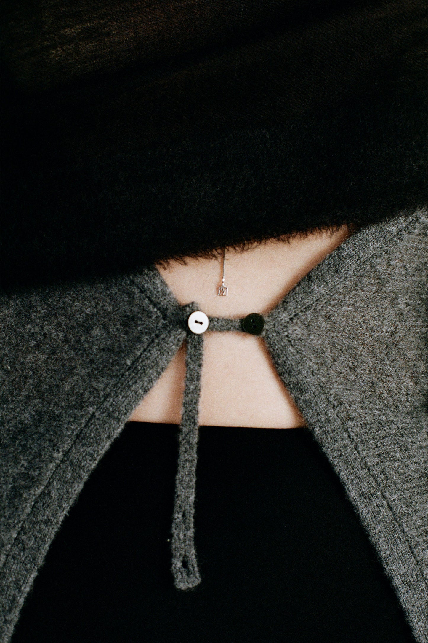 THE FLOWER NECKLACE