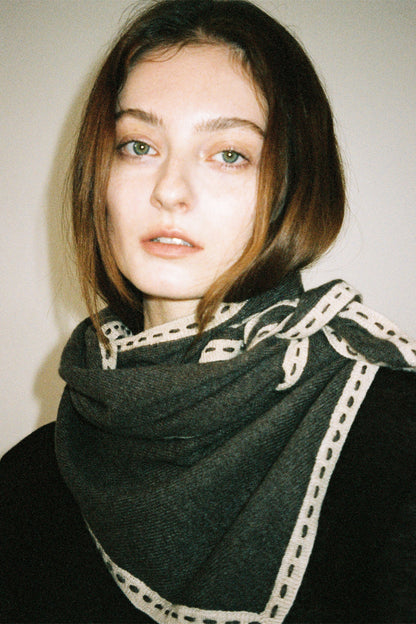 the Piera Scarf