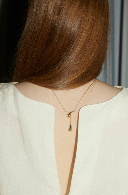 The Raindrop Necklace