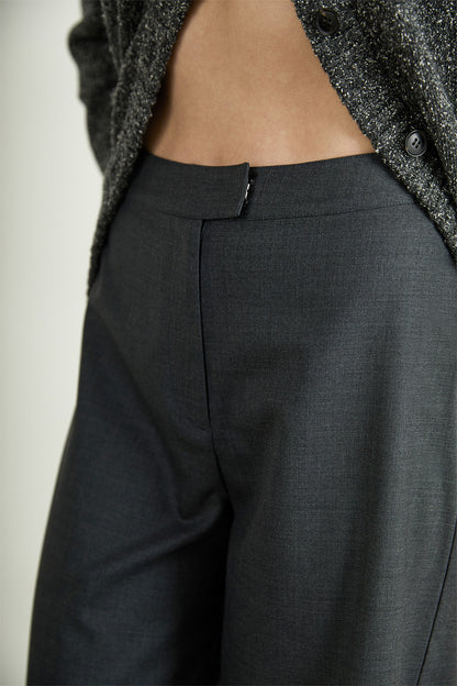 the Vissia Trouser