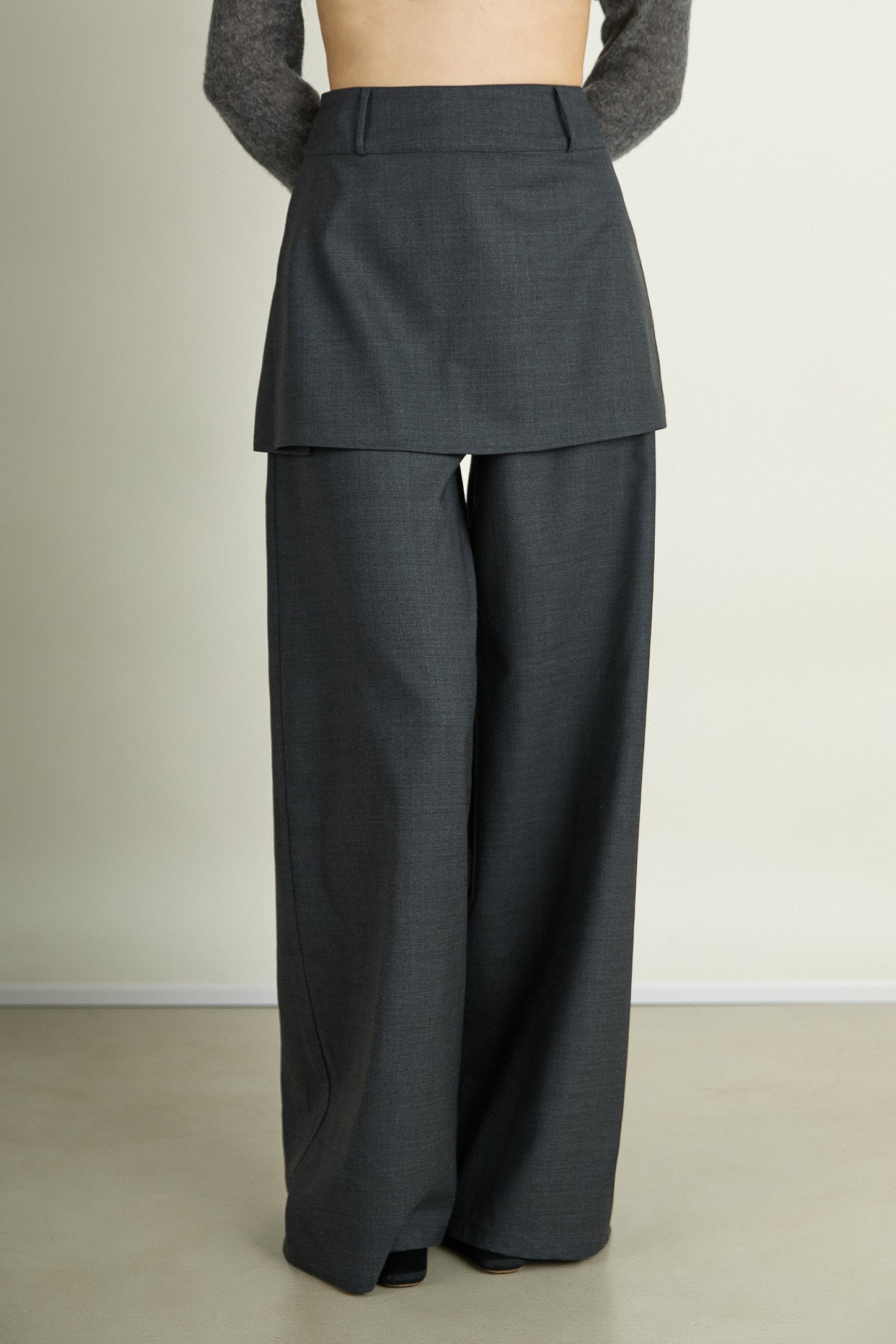 the Vissia Trouser