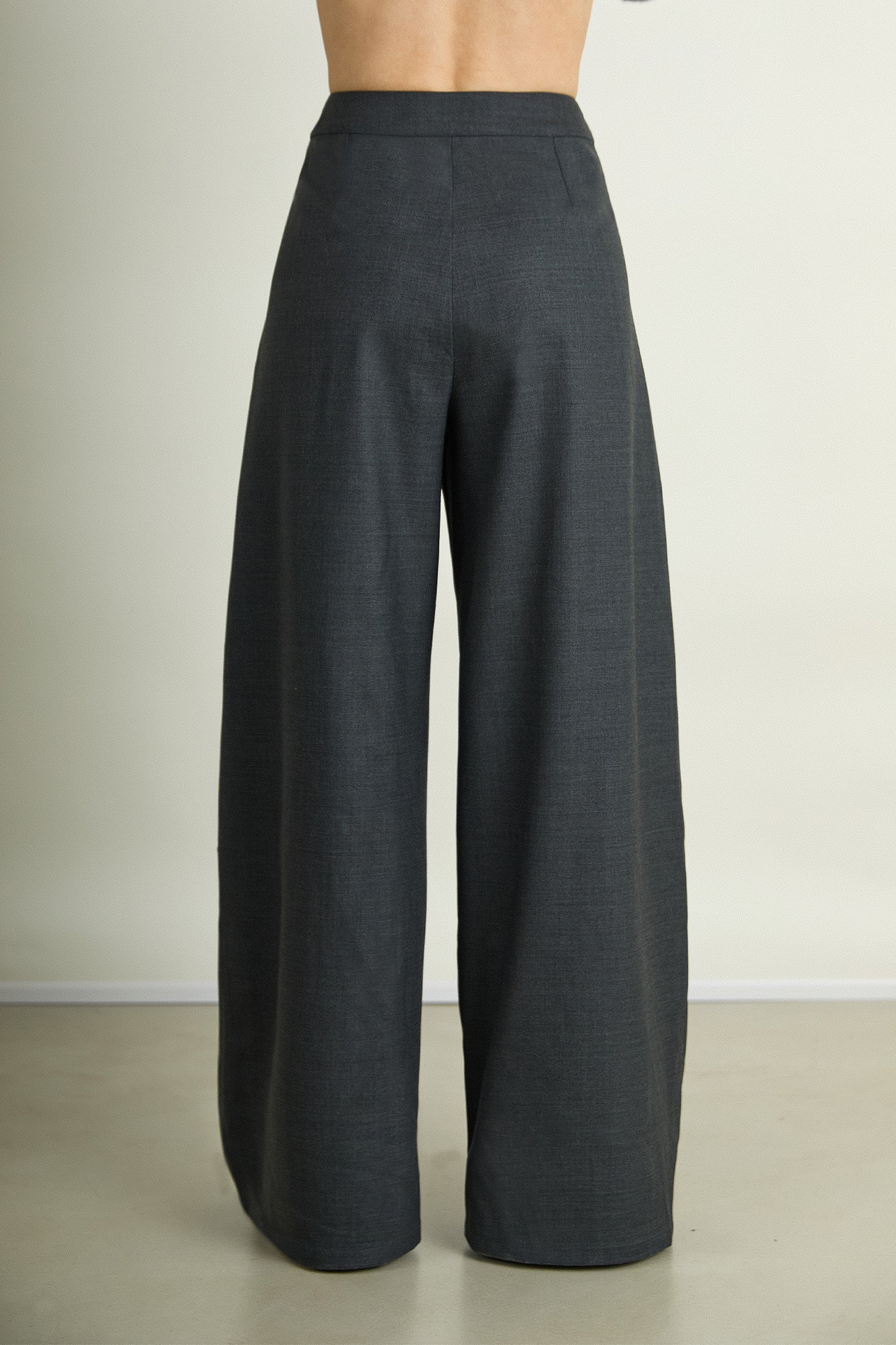 the Vissia Trouser