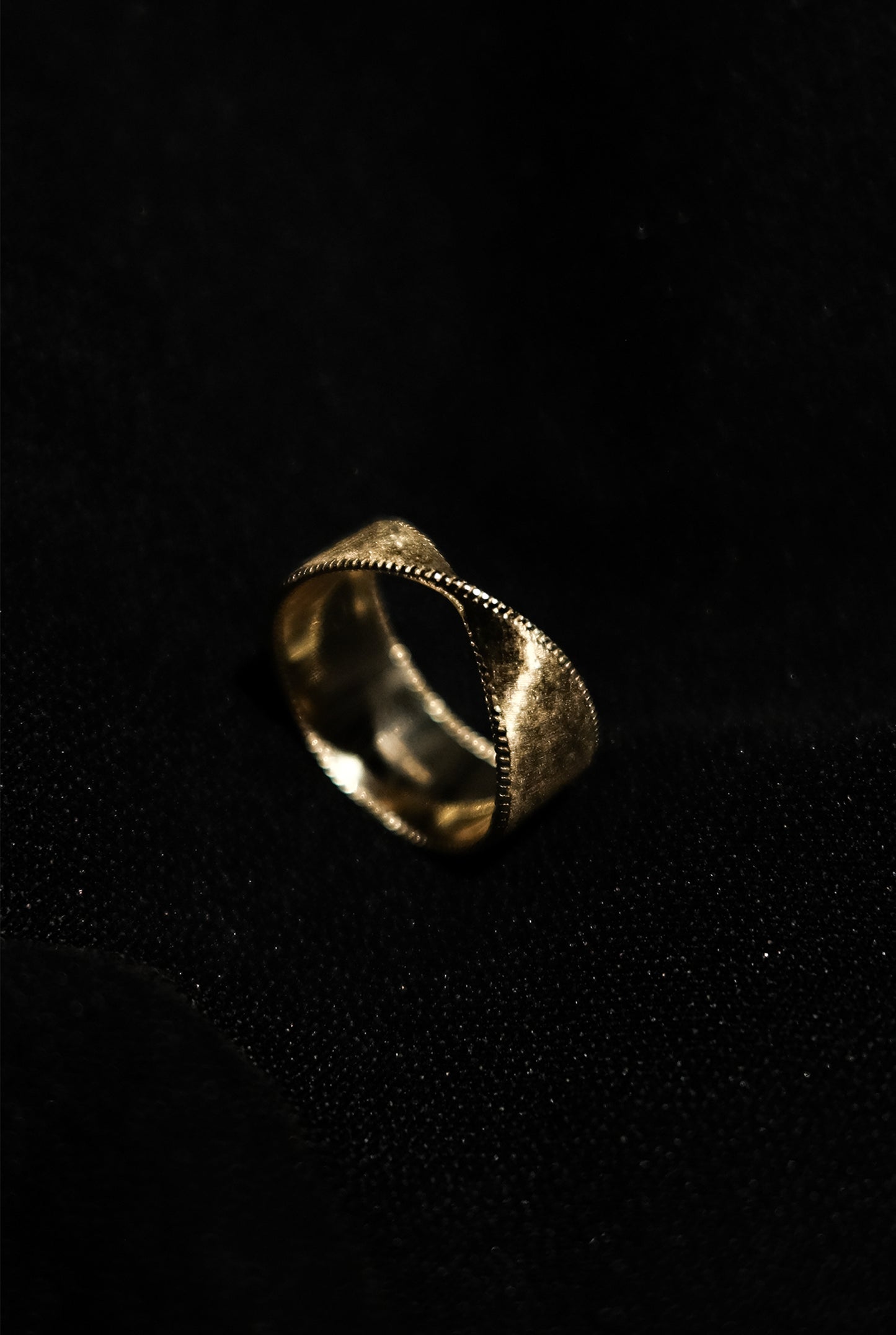 THE PETAL RING