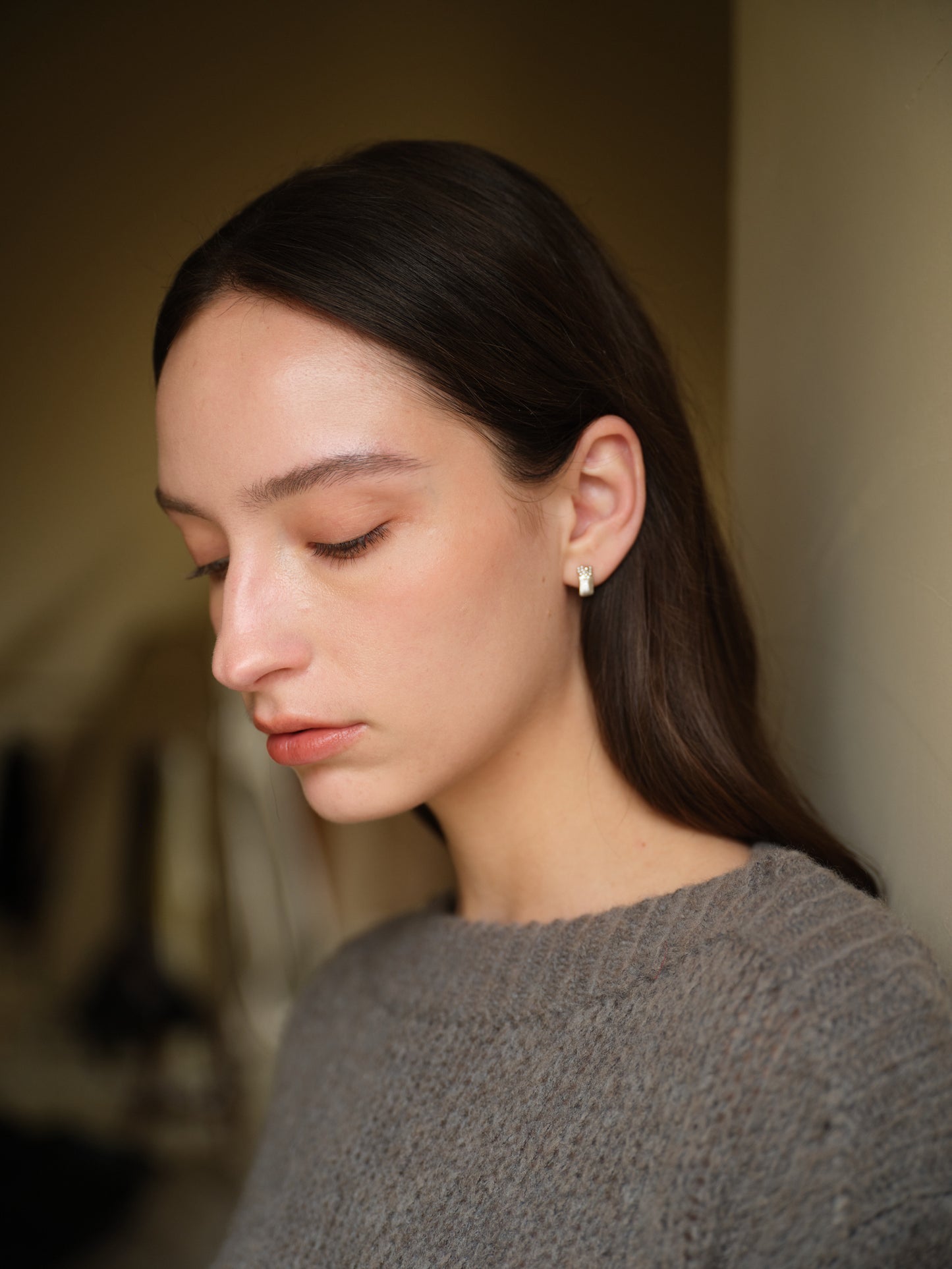 Tiny Pearl Cluster Stud Earrings