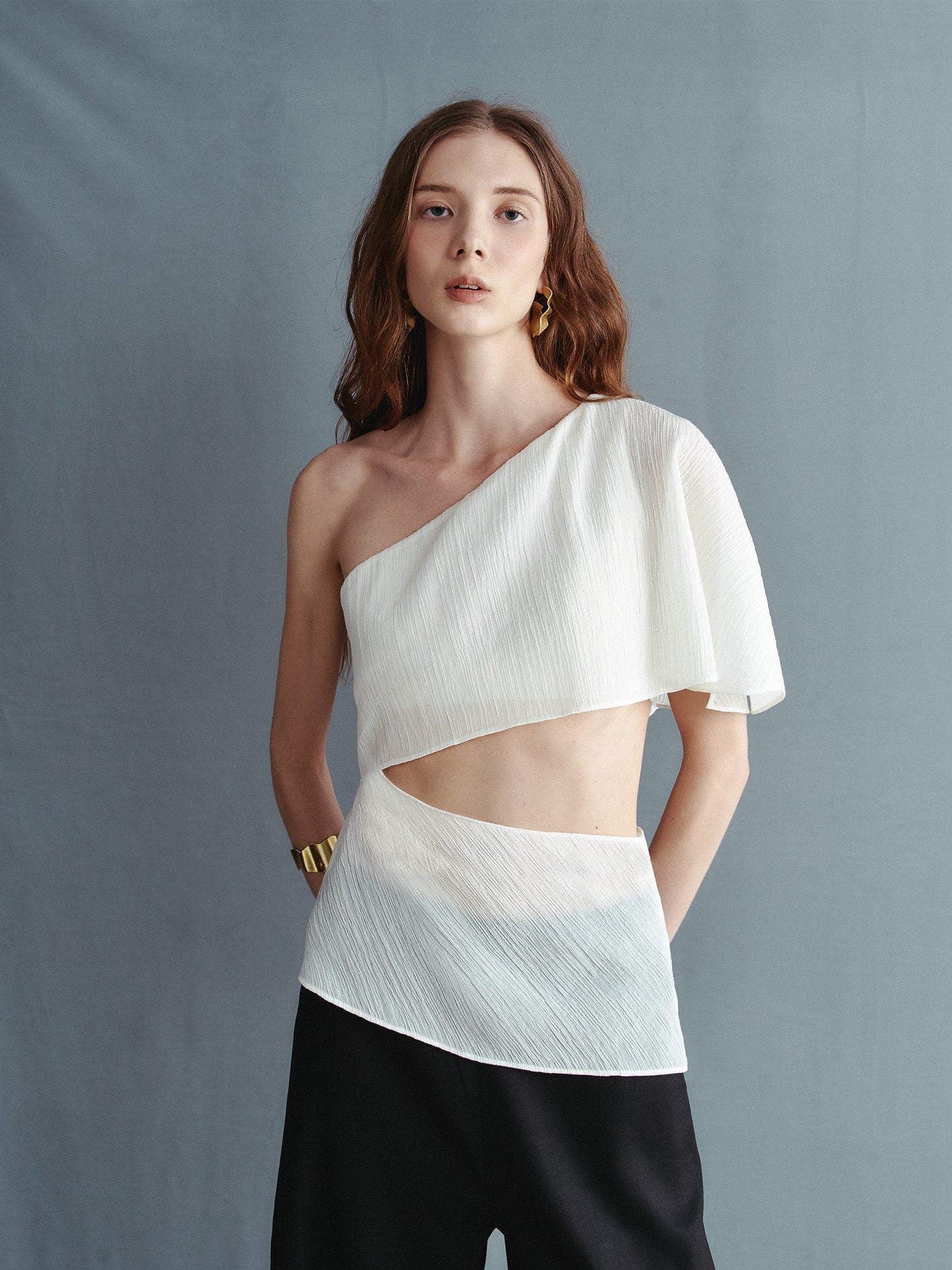 the Ludovica Off-shoulder Top