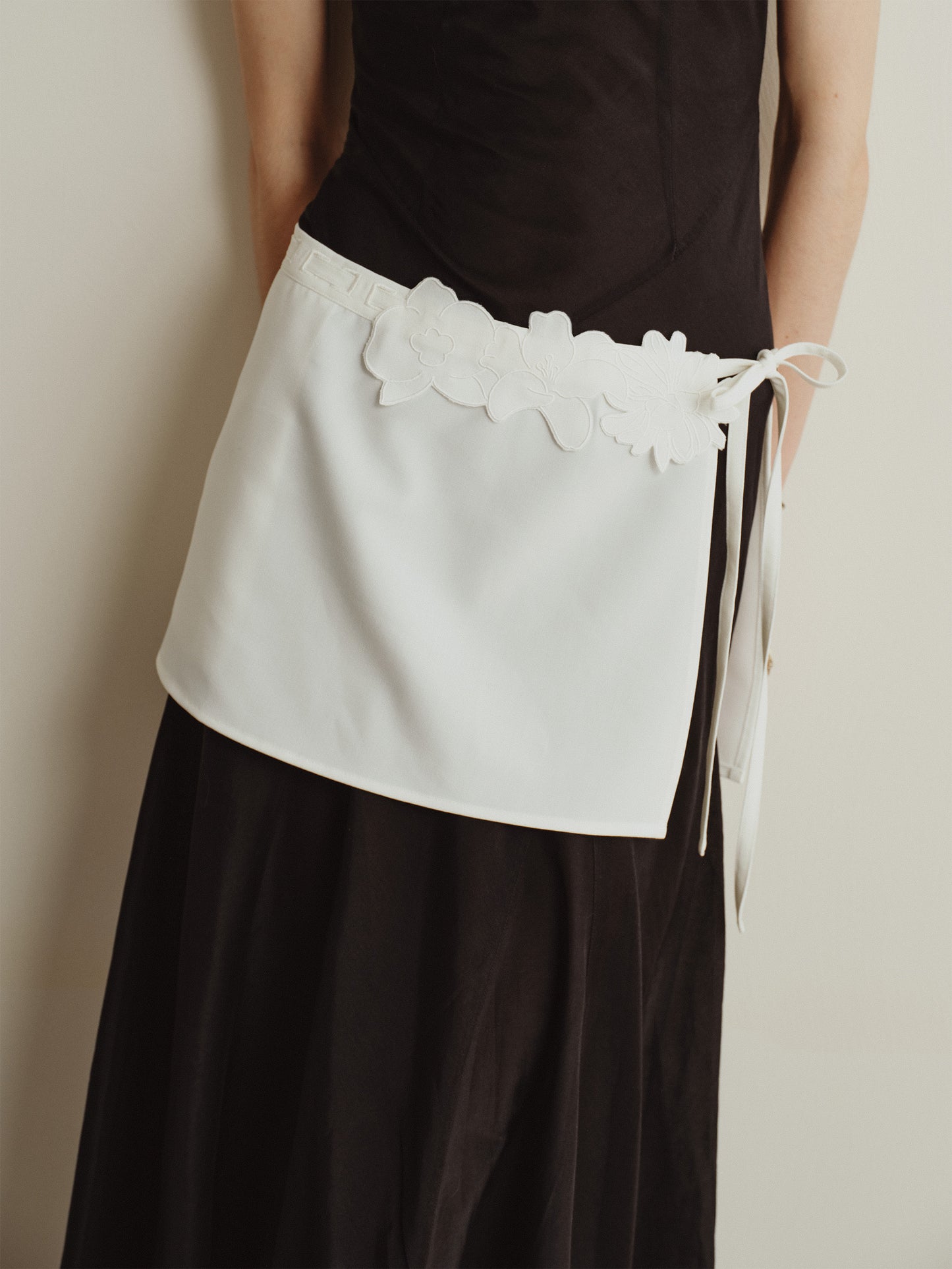 the Heide dress suit
