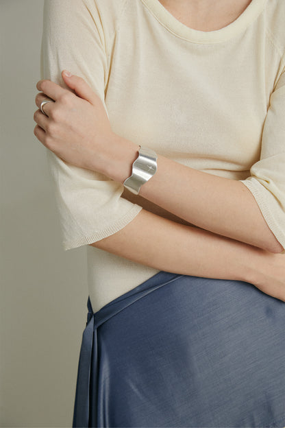 THE BRUSHED DIAMOND BRACELET