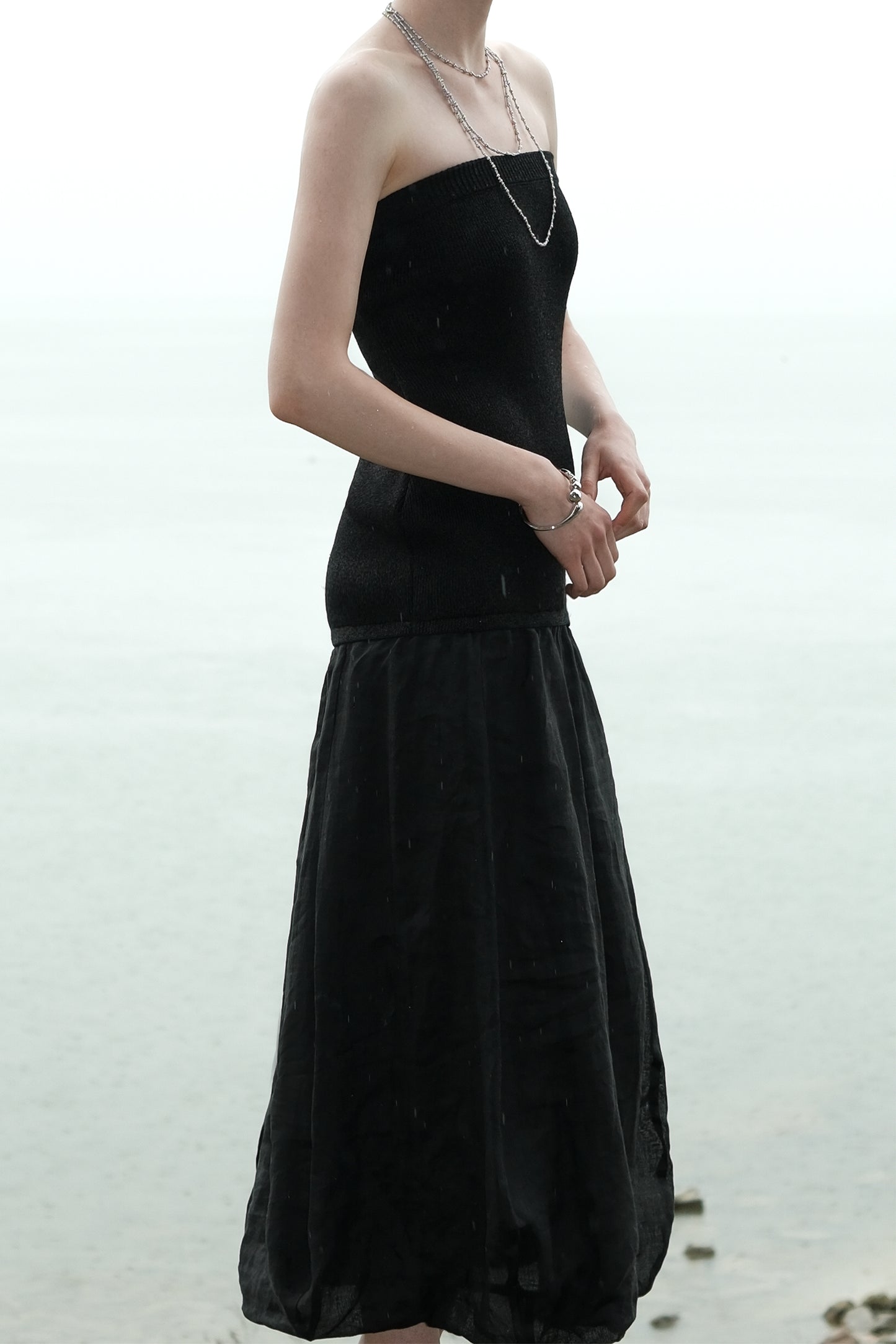 Eloá Black Bustier Low-Waist Dress