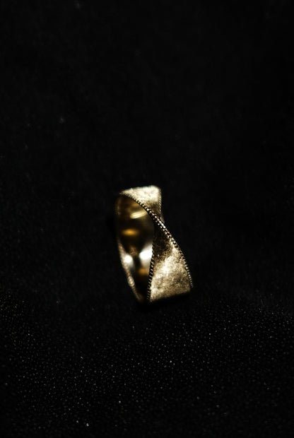 THE PETAL RING