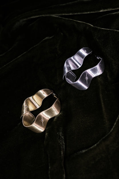 THE BRUSHED DIAMOND STUD EARRINGS