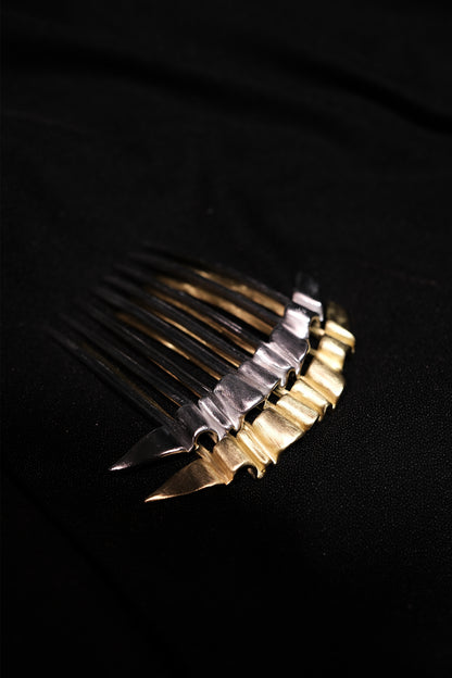 THE MULTI-TOOTH HAIRPIN