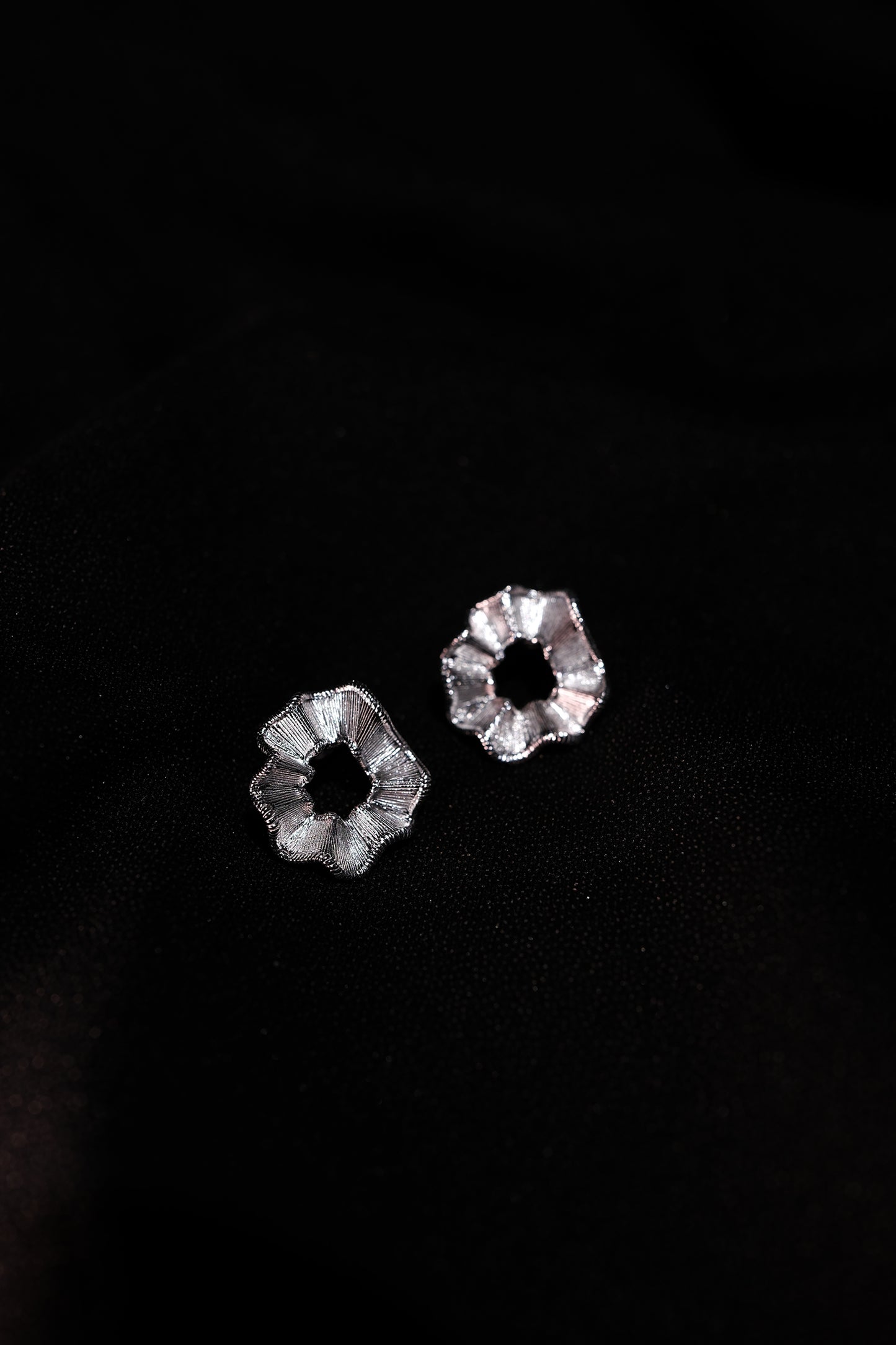 THE FLORET STUD EARRING