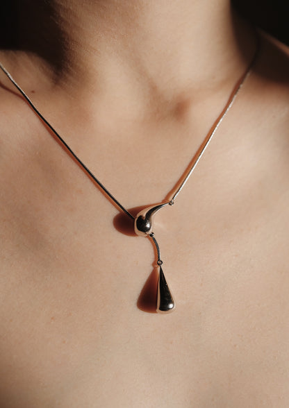 The Raindrop Necklace