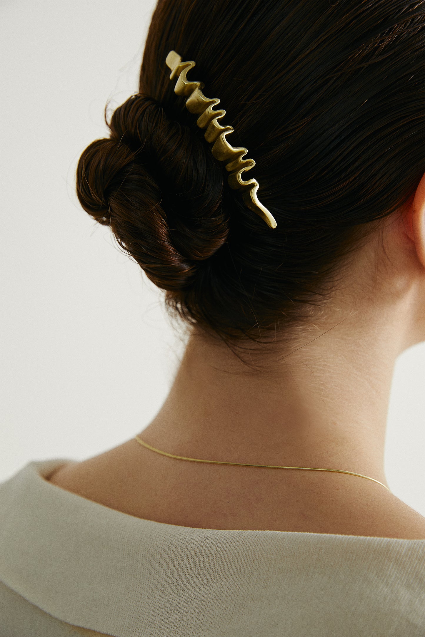 THE MULTI-TOOTH HAIRPIN