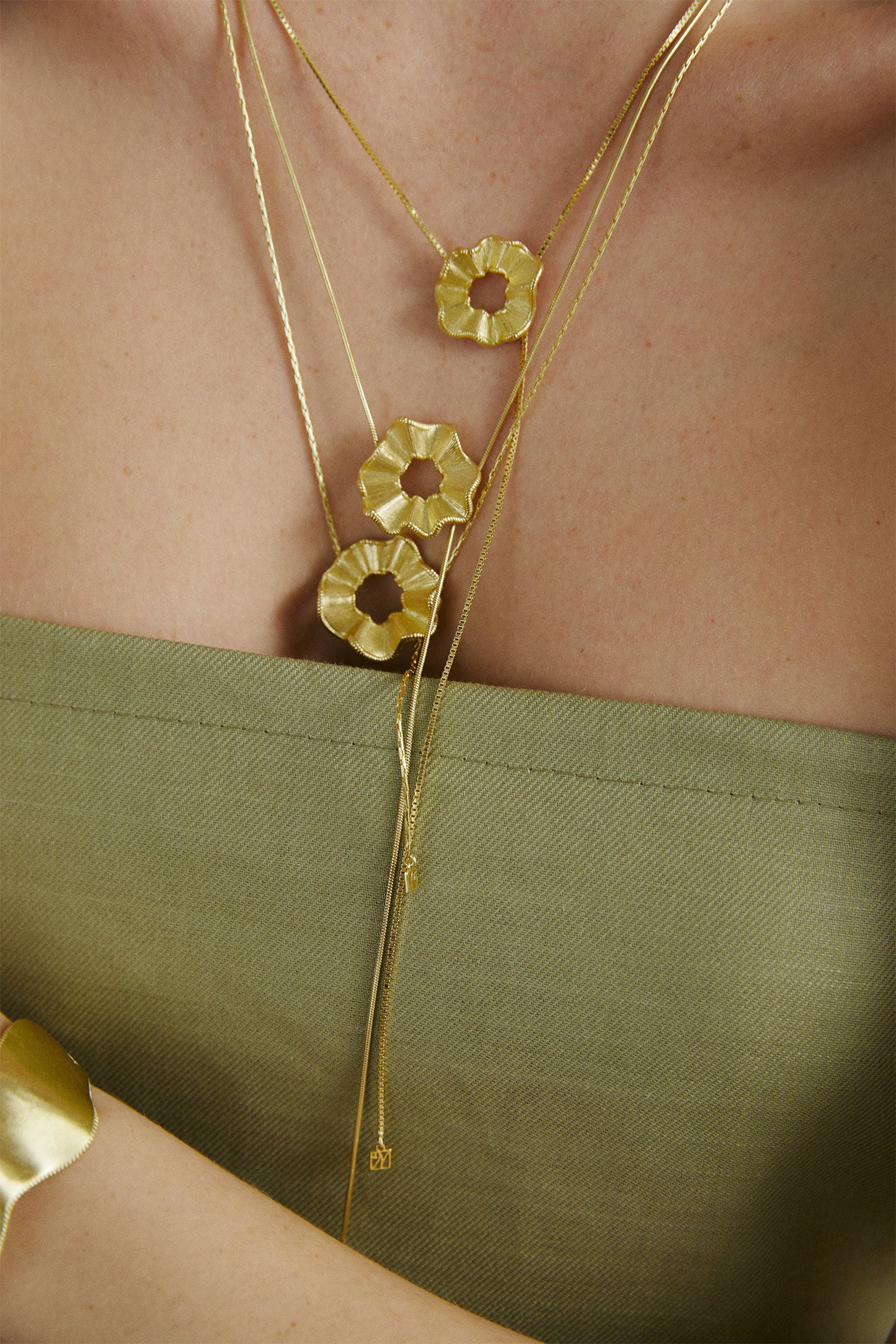 THE FLORET NECKLACE