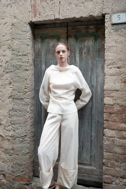 Maísa Beige Blouse with Trailing Tie