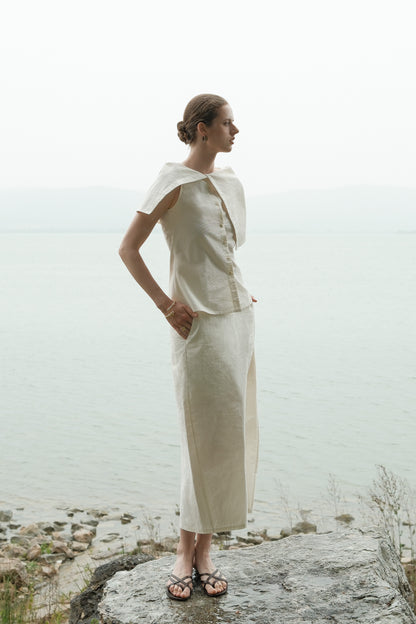 Ully Cream Diagonal Button Sleeveless top