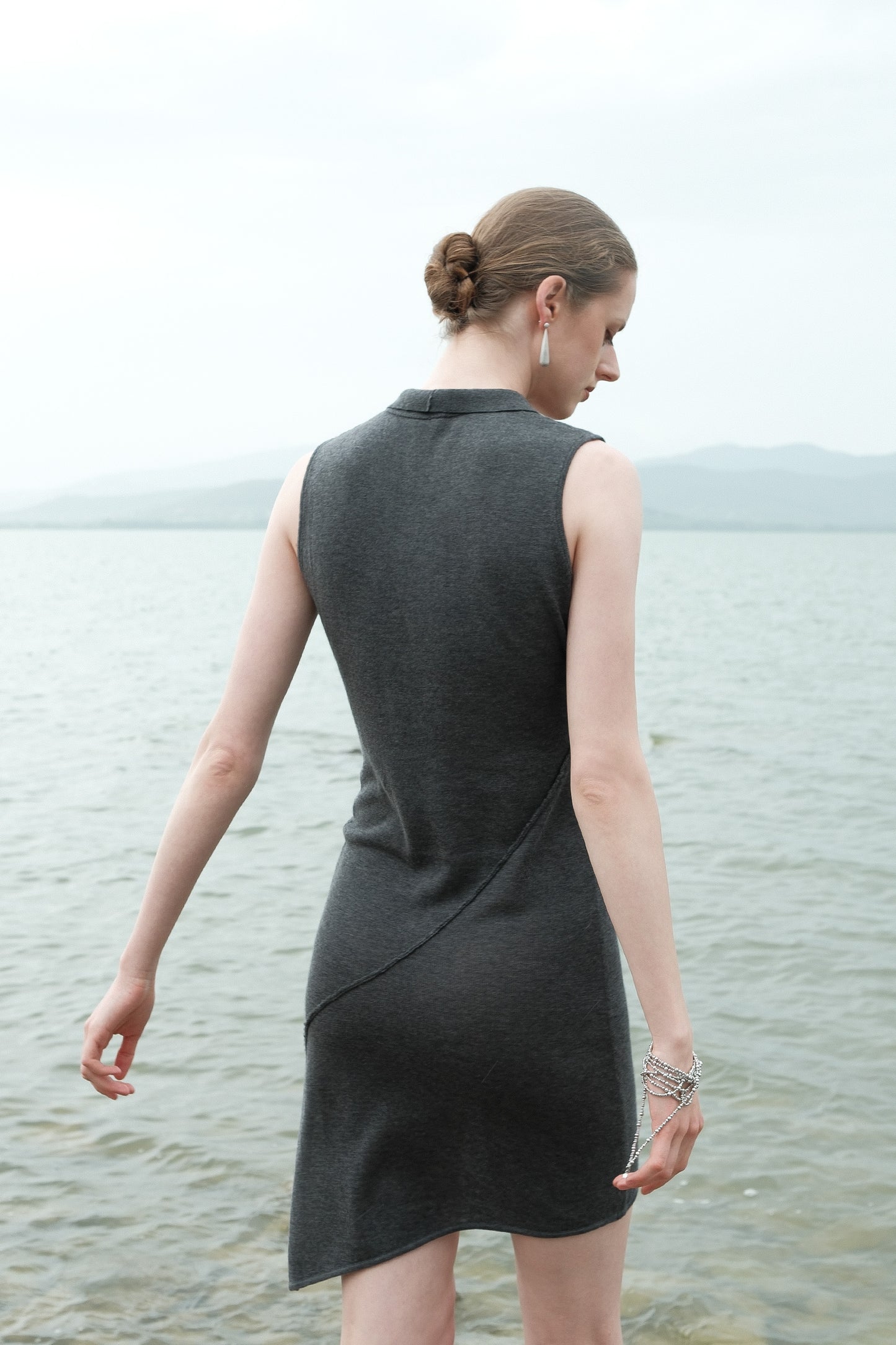 Ayla U-collar Lapel Knitted Tank Top