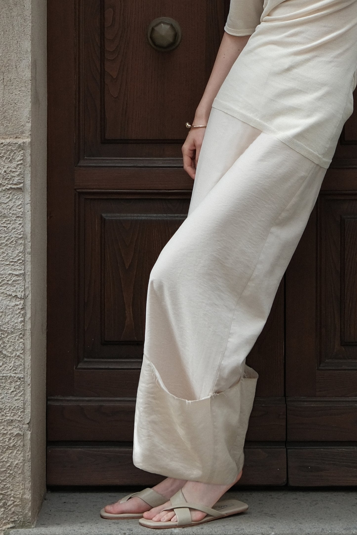 Quésia Beige Frayed Edge Trousers