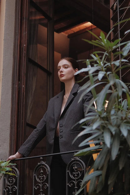 The Debora Black Blazer