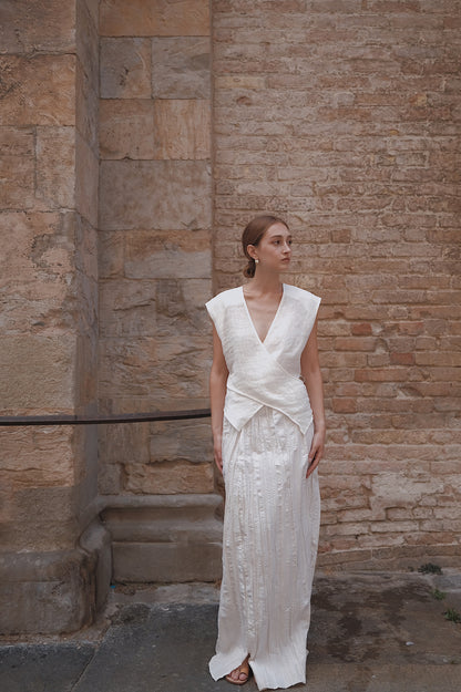 The Regina Cross-panel Linen Top