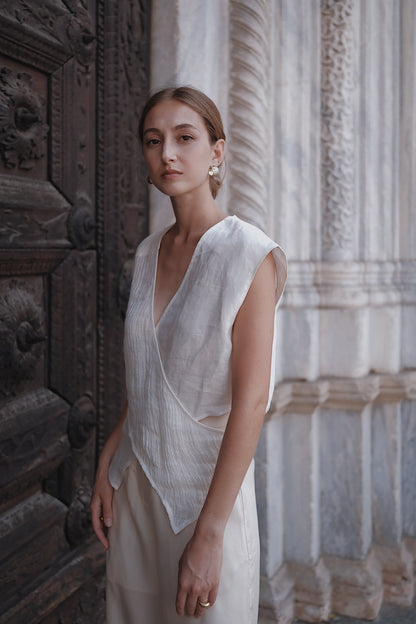 The Regina Cross-panel Linen Top