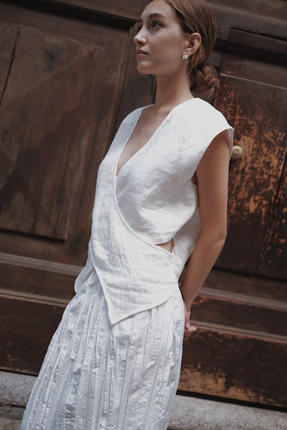 The Regina Cross-panel Linen Top