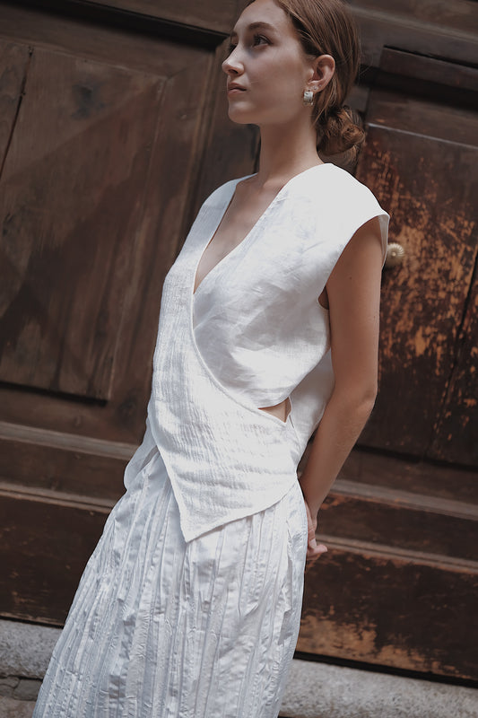 The Regina Cross-panel Linen Top
