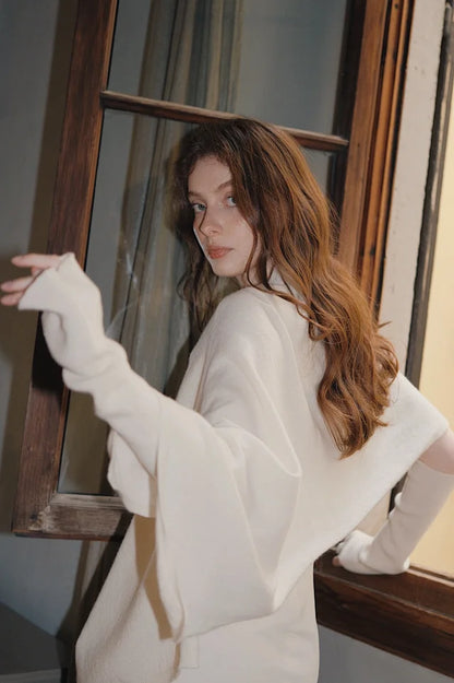 The White Cashmere Gloves