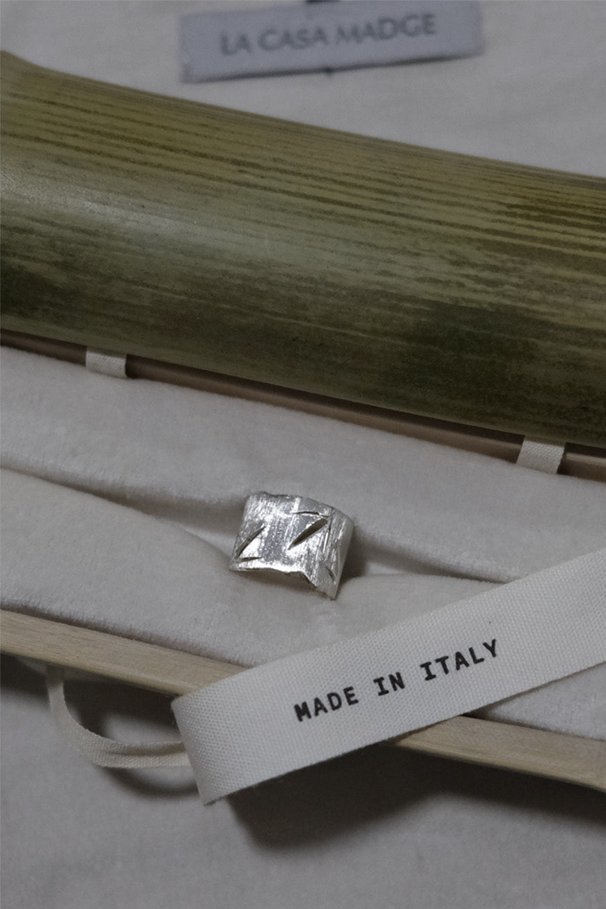 The bamboo Leaf Ring