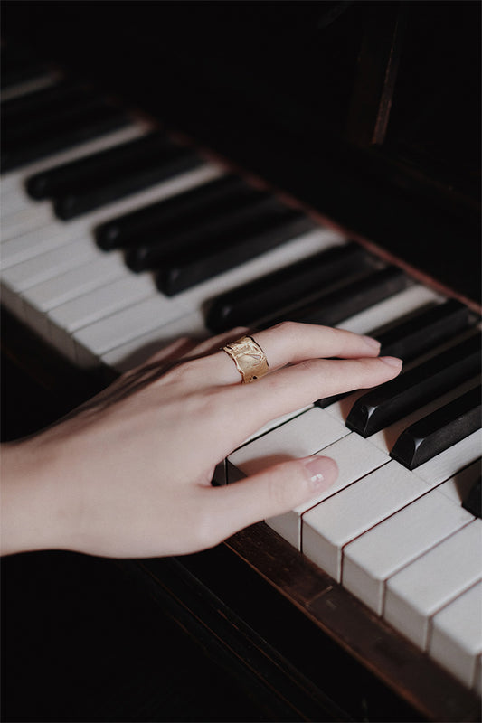 The Gold Bamboo Leaf Ring